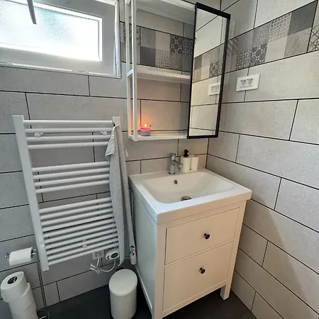 Vakantiehuis Hiska Velavida *